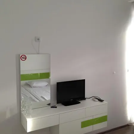 酒店 Hypnotic Complex 内塞伯尔