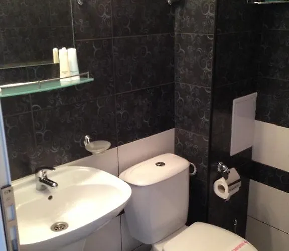 Hotel Hypnotic Complex 2*