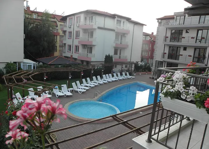 Hotel Hypnotic Complex 2*