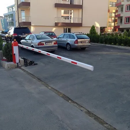 Хотел Hypnotic Complex Несебър