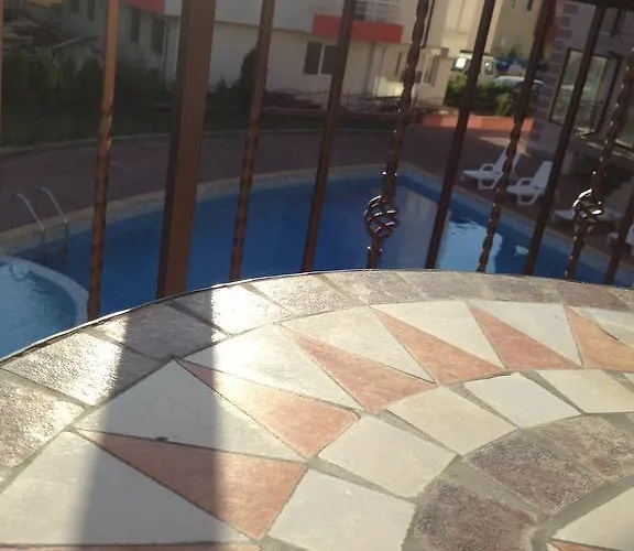 Hotel Hypnotic Complex