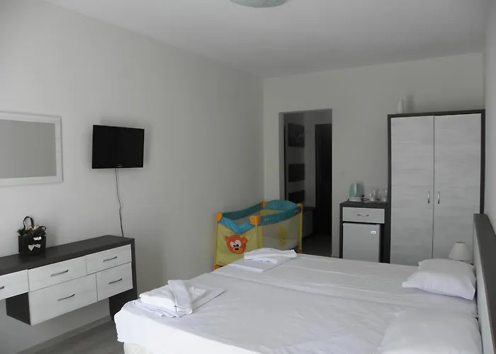 Hotel Hypnotic Complex